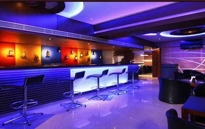 The Nines Business Hotel Bangalore Eksteriør billede
